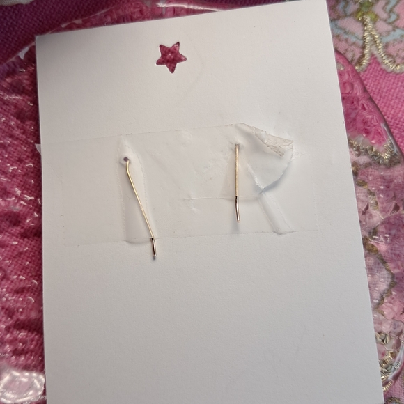 Majestic 14k Gold Dainty Star & CZ Dangle Earrings - Picture 2 of 4